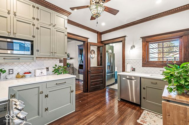 875 S 9th Street, Noblesville, IN 46060