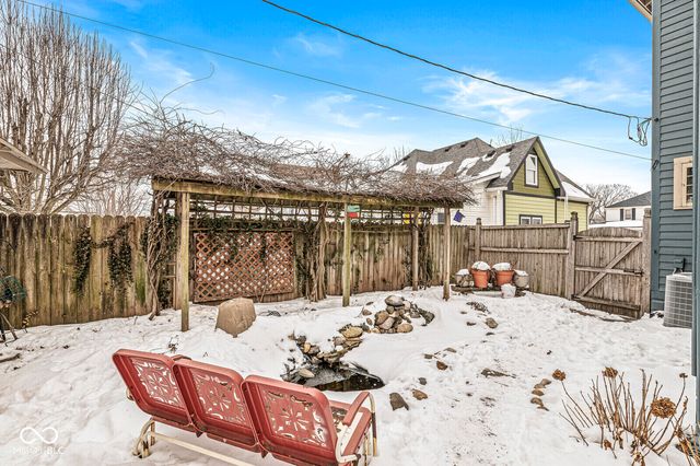 875 S 9th Street, Noblesville, IN 46060