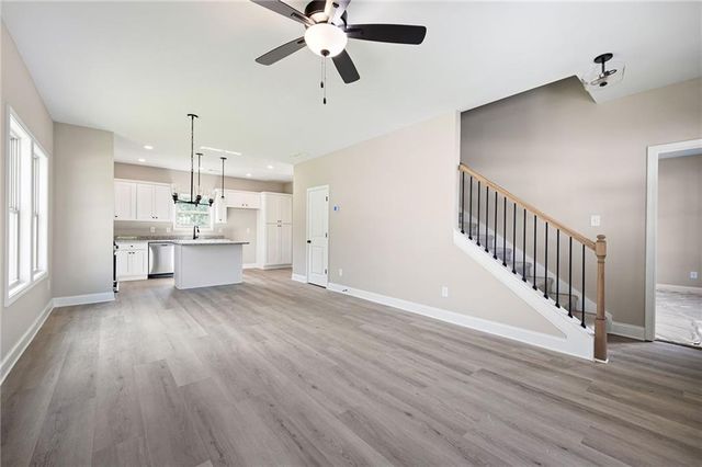 104 Winston Way, Carrollton, GA 30117