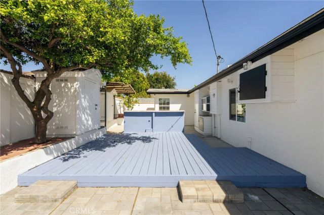 2457 W Glenoaks, Anaheim, CA 92801