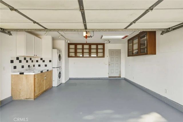 2457 W Glenoaks, Anaheim, CA 92801