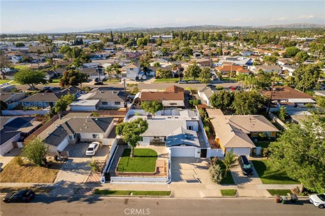 2457 W Glenoaks, Anaheim, CA 92801