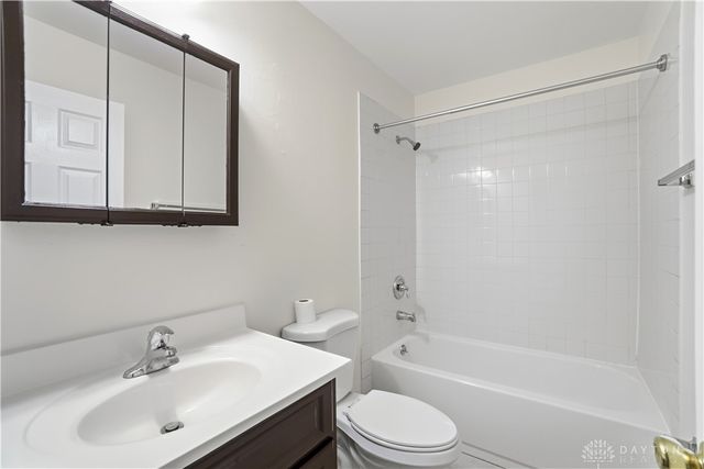 37 Desales Avenue, Lebanon, OH 45036