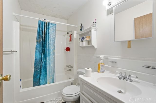 37 Desales Avenue, Lebanon, OH 45036