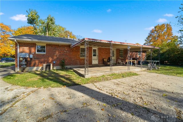 37 Desales Avenue, Lebanon, OH 45036