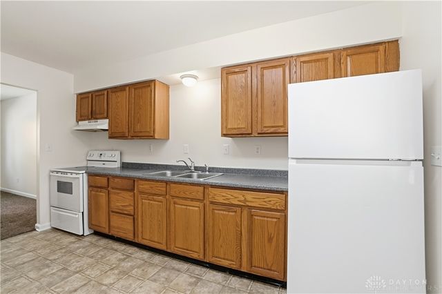 37 Desales Avenue, Lebanon, OH 45036