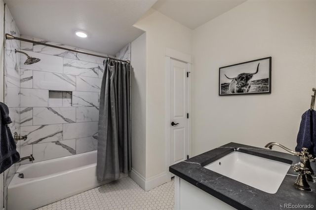 3640 E Warren Avenue, Denver, CO 80210