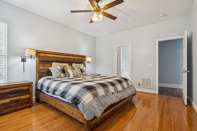 4833 Rainer Dr, Old Hickory, TN 37138