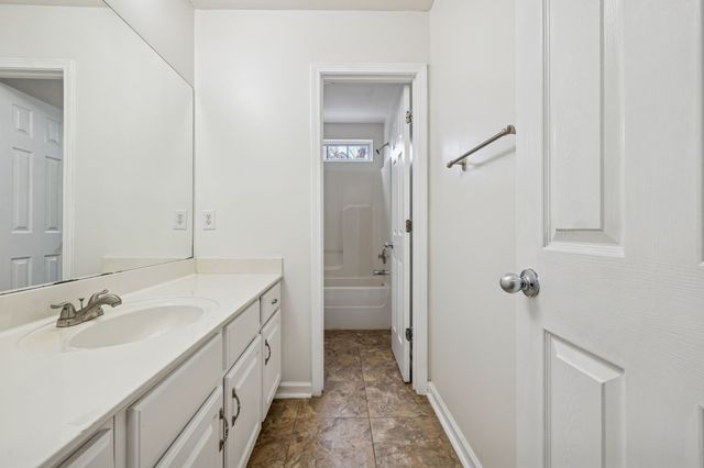 4833 Rainer Dr, Old Hickory, TN 37138