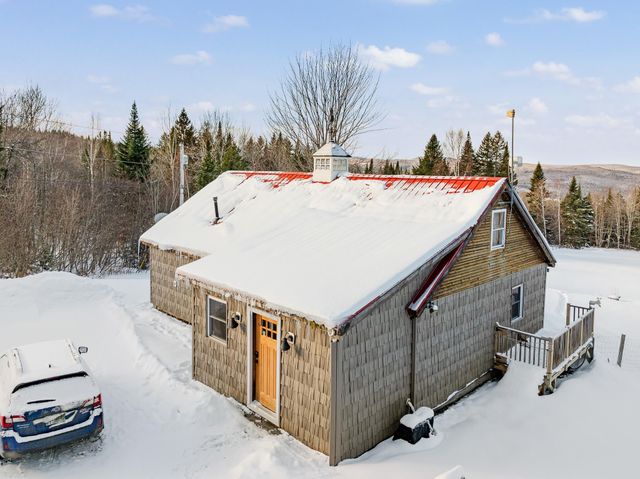 711 Piper Hill Road, Stewartstown, NH 03576