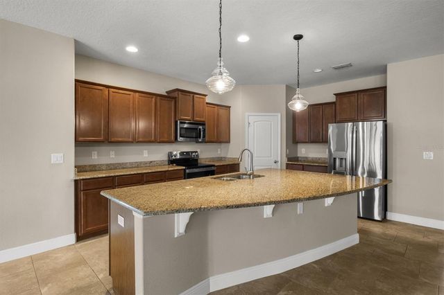 452 PALASTRO AVENUE, Auburndale, FL 33823