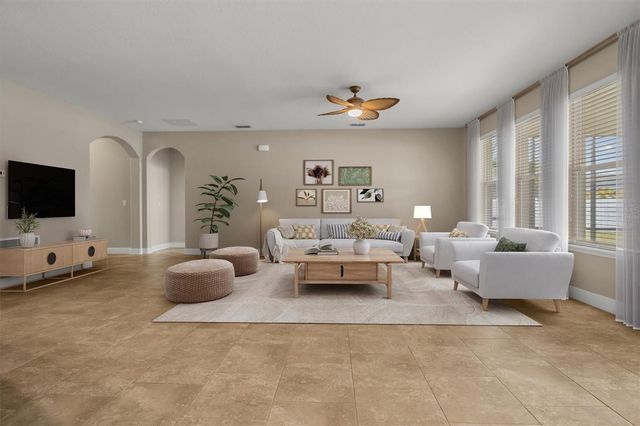 452 PALASTRO AVENUE, Auburndale, FL 33823