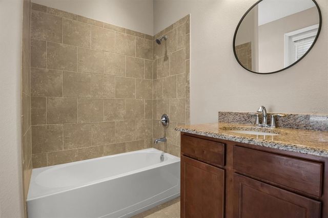 452 PALASTRO AVENUE, Auburndale, FL 33823