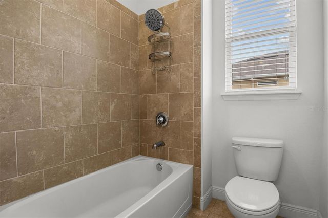 452 PALASTRO AVENUE, Auburndale, FL 33823