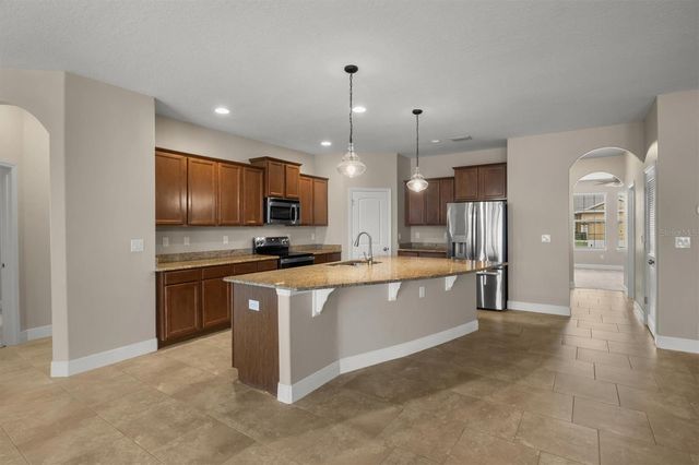 452 PALASTRO AVENUE, Auburndale, FL 33823