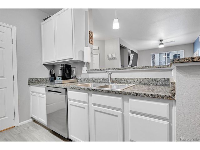 17442 Nature Walk Trl 105, Parker, CO 80134