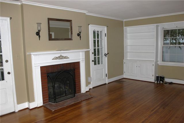 20 Lincoln Drive, Lockport City, NY 14094