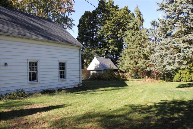 20 Lincoln Drive, Lockport City, NY 14094