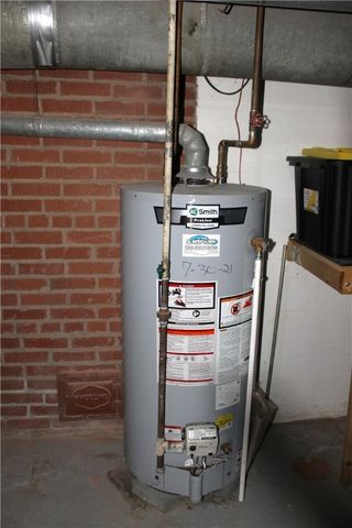 20 Lincoln Drive, Lockport City, NY 14094