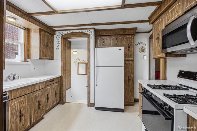 23636 Edward Street, Dearborn, MI 48128