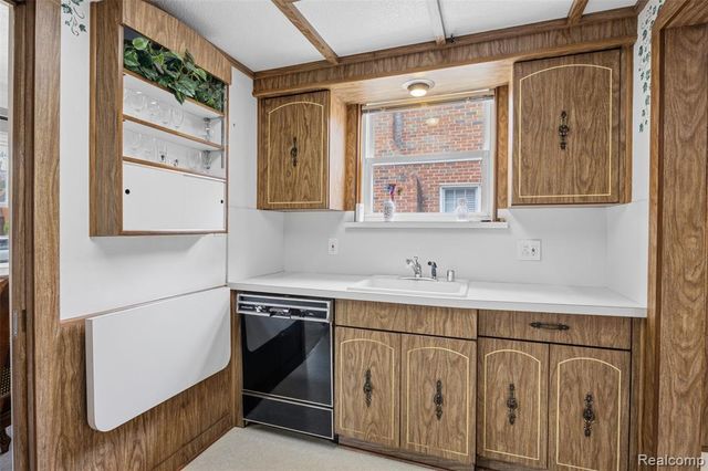 23636 Edward Street, Dearborn, MI 48128
