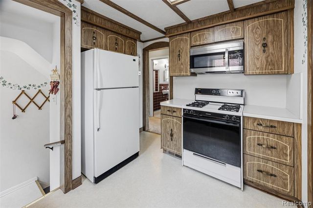 23636 Edward Street, Dearborn, MI 48128