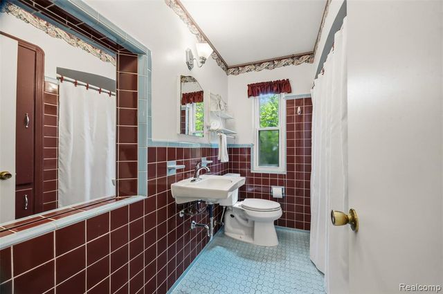 23636 Edward Street, Dearborn, MI 48128