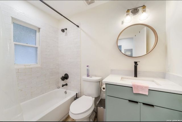 239 Brahan Blvd Apt B, San Antonio, TX 78215