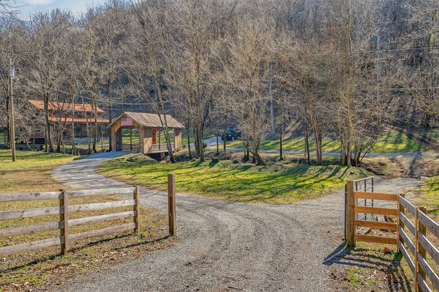 3331 Adamson Branch Rd, Liberty, TN 37095