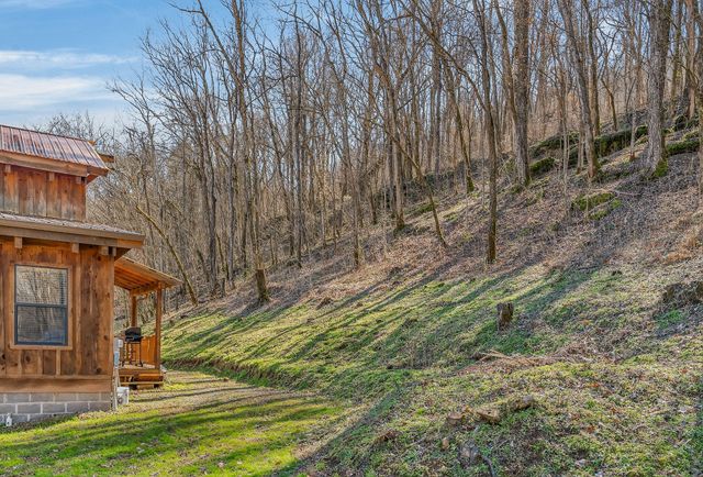 3331 Adamson Branch Rd, Liberty, TN 37095