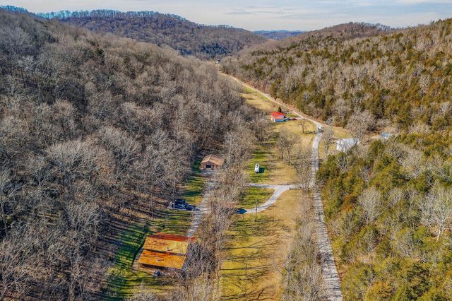 3331 Adamson Branch Rd, Liberty, TN 37095