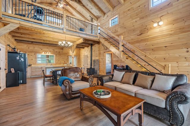 3331 Adamson Branch Rd, Liberty, TN 37095