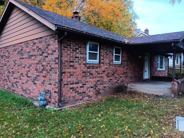 54213 Terrace Lane, South Bend, IN 46635