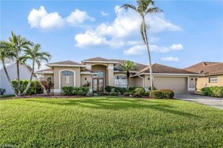 1922 Cape Coral PKWY W, Cape Coral, FL 33914