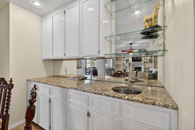 13822 Brigantine Drive Dr, Corpus Christi, TX 78418