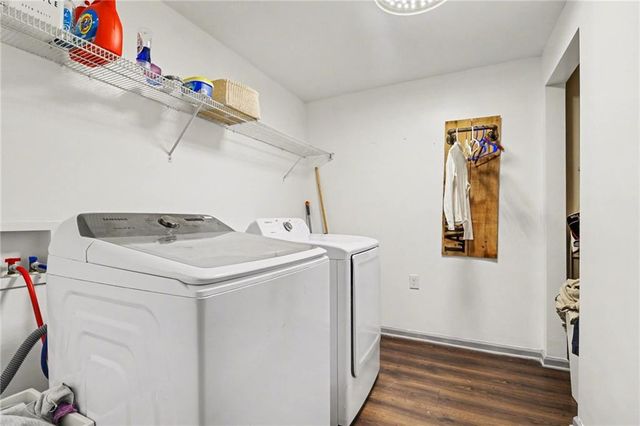 368 Mountain Creek Lane, Maysville, GA 30558