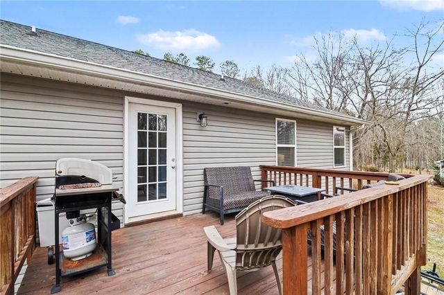 368 Mountain Creek Lane, Maysville, GA 30558