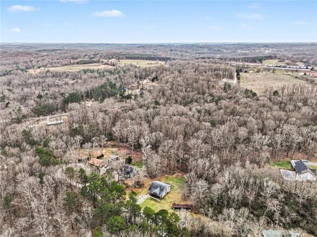 368 Mountain Creek Lane, Maysville, GA 30558