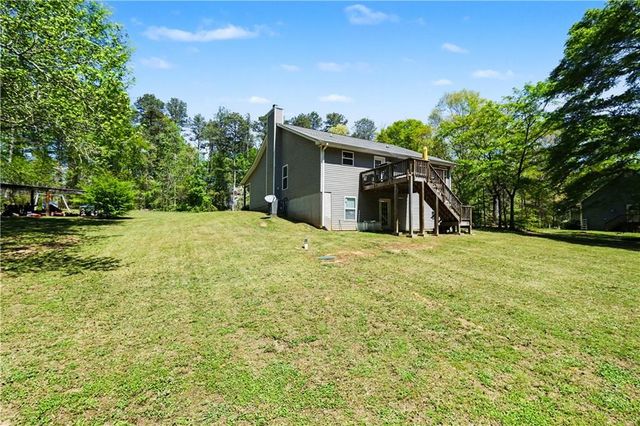 368 Mountain Creek Lane, Maysville, GA 30558