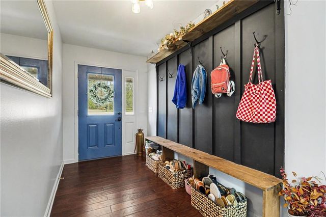 368 Mountain Creek Lane, Maysville, GA 30558