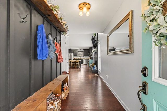 368 Mountain Creek Lane, Maysville, GA 30558