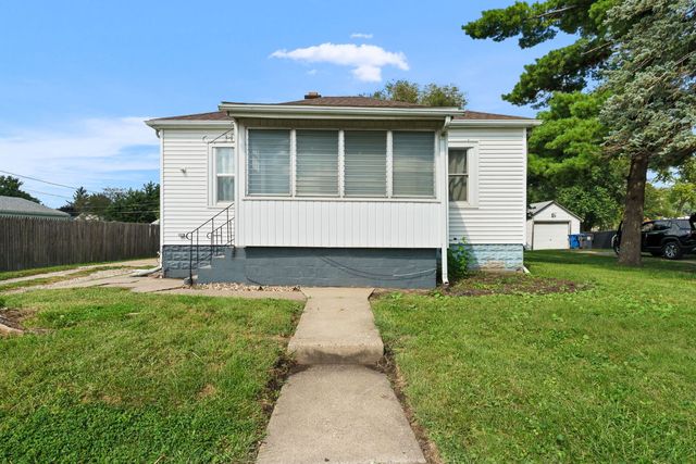 2629 39th Avenue, Moline, IL 61265