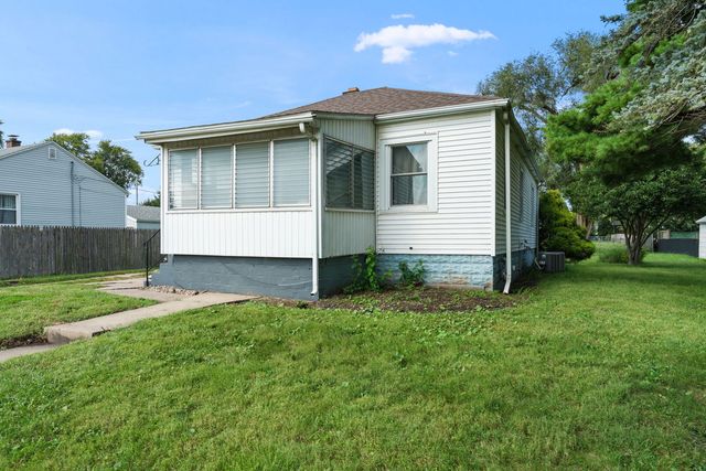2629 39th Avenue, Moline, IL 61265
