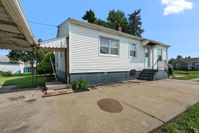 2629 39th Avenue, Moline, IL 61265