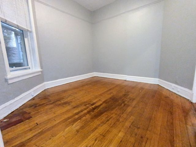 3516 N Broadway Street 2, Chicago, IL 60657