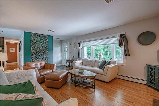 1212 Macungie Avenue, Emmaus Boro, PA 18049