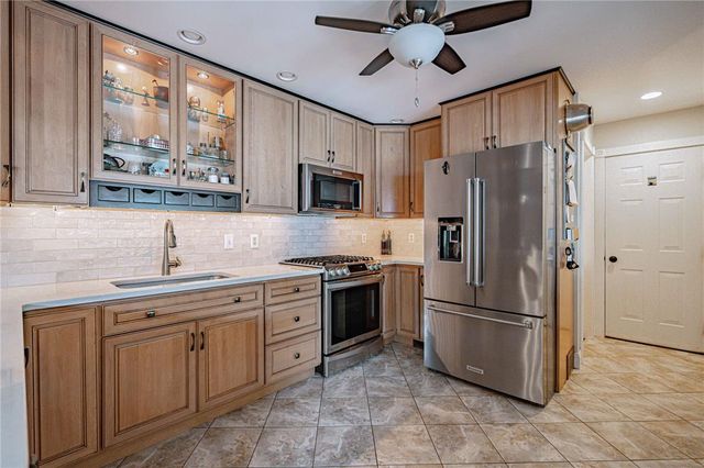 1212 Macungie Avenue, Emmaus Boro, PA 18049