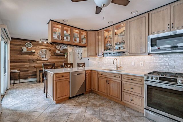 1212 Macungie Avenue, Emmaus Boro, PA 18049