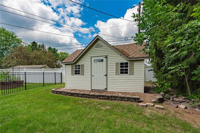 1212 Macungie Avenue, Emmaus Boro, PA 18049