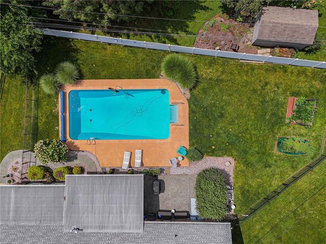 1212 Macungie Avenue, Emmaus Boro, PA 18049